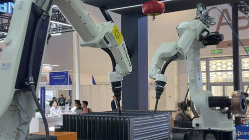 柴孚机器人携革新储能解决方案亮相第十三届储能国际峰会 展现中国智造实力